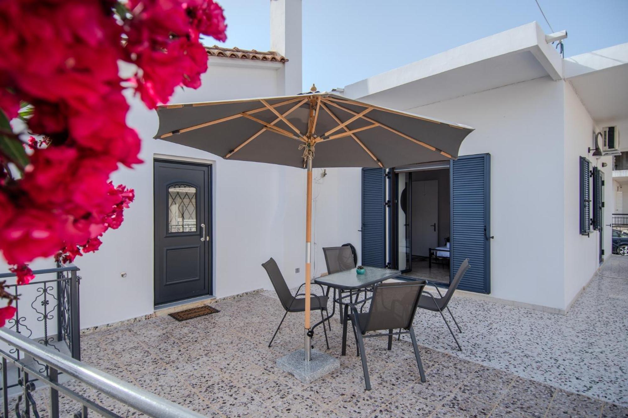 Grimihome Filiatra Luaran gambar
